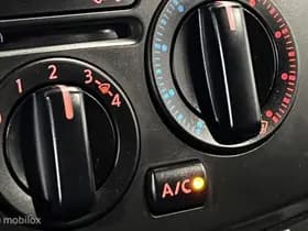 Nissan NV200 thumbnail 16