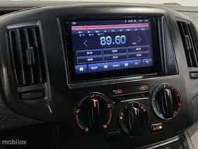 Nissan NV200 thumbnail 17