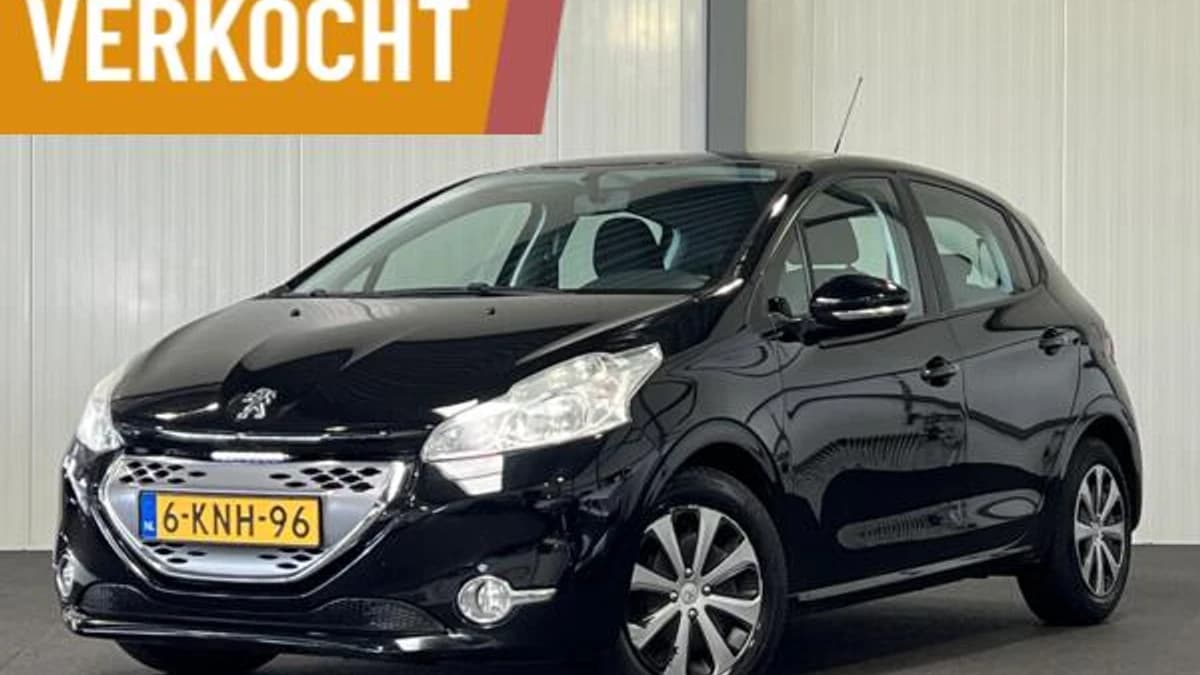 Peugeot 208 — foto 1