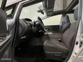 Toyota Prius thumbnail 31