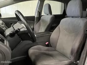 Toyota Prius thumbnail 8