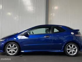 Honda Civic thumbnail 3