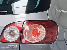 Volkswagen Golf thumbnail 17