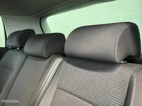 Volkswagen Golf thumbnail 21