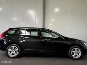 Volvo V60 thumbnail 5