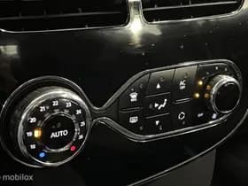 Renault Clio thumbnail 19