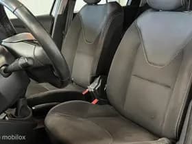 Renault Clio thumbnail 8