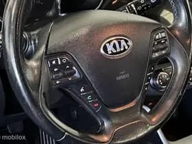 Kia Cee'd thumbnail 23