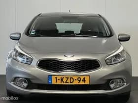 Kia Cee'd thumbnail 4