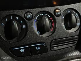 Ford Transit thumbnail 18