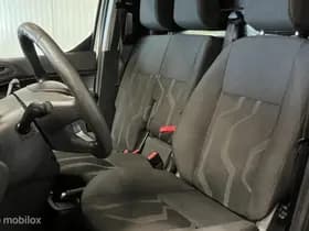Ford Transit thumbnail 9