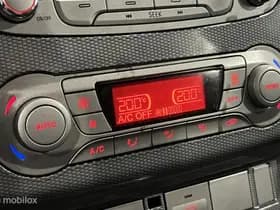 Ford Focus thumbnail 18