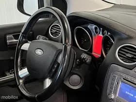 Ford Focus thumbnail 22