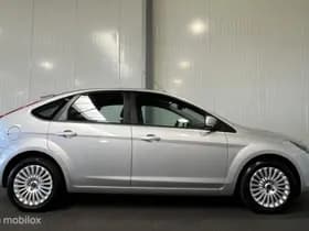 Ford Focus thumbnail 5