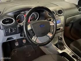 Ford Focus thumbnail 7