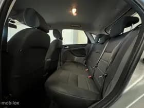 Ford Focus thumbnail 10