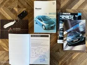 Mazda 2 thumbnail 13