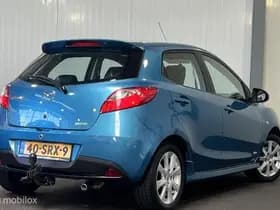 Mazda 2 thumbnail 6