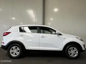 Kia Sportage thumbnail 5
