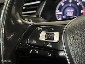 Volkswagen Passat thumbnail 22