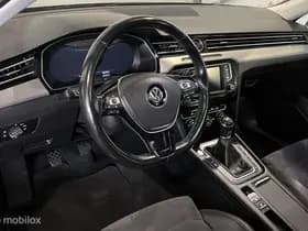 Volkswagen Passat thumbnail 7