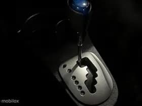 Toyota Yaris thumbnail 18