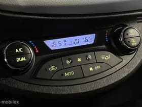 Toyota Yaris thumbnail 20