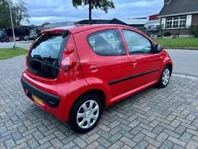 Peugeot 107 thumbnail 4