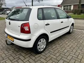 Volkswagen Polo thumbnail 4