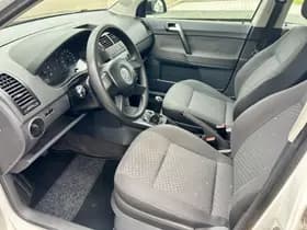 Volkswagen Polo thumbnail 10
