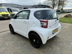 Toyota IQ thumbnail 2