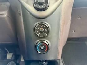 Toyota IQ thumbnail 11