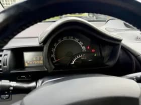 Toyota IQ thumbnail 12