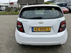 Chevrolet Aveo thumbnail 3