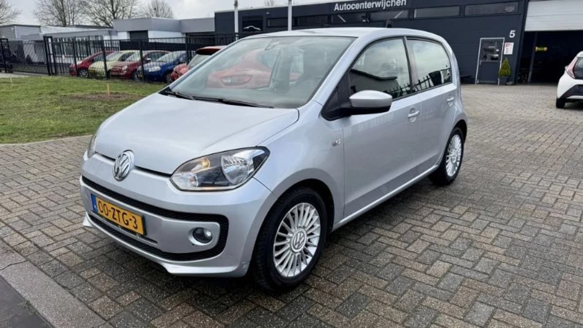 Volkswagen Up! — foto 1