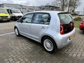 Volkswagen Up! thumbnail 2