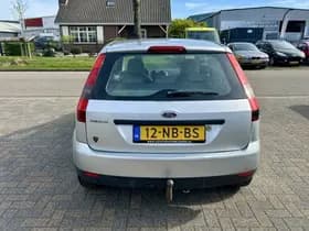 Ford Fiesta thumbnail 3