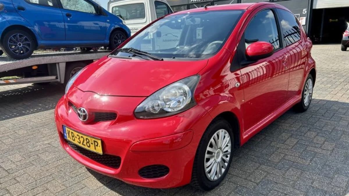 Toyota Aygo — foto 1