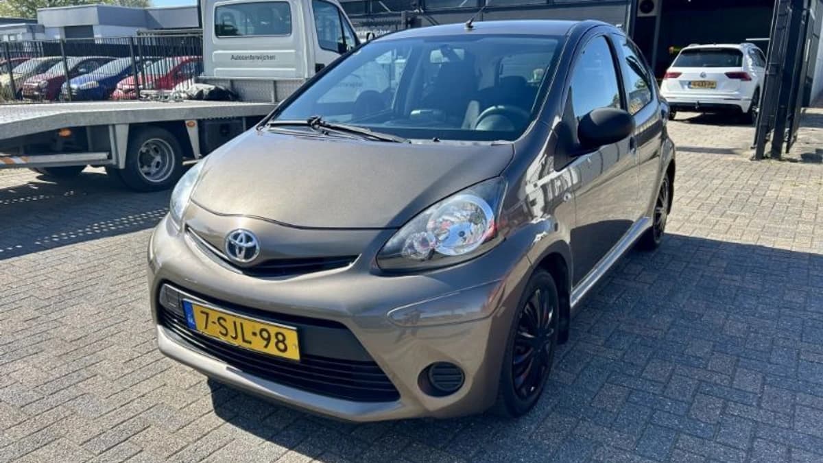Toyota Aygo — foto 1