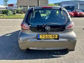 Toyota Aygo thumbnail 3