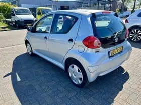 Toyota Aygo thumbnail 2