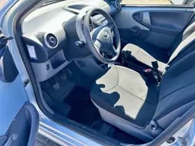 Toyota Aygo thumbnail 10