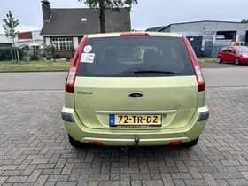 Ford Fusion thumbnail 3