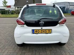 Toyota Aygo thumbnail 3