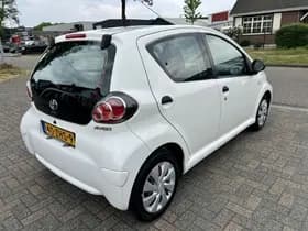 Toyota Aygo thumbnail 4