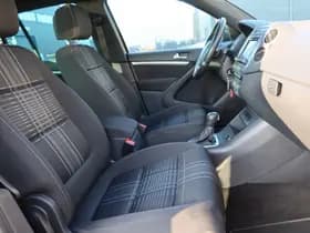 Volkswagen Tiguan thumbnail 8