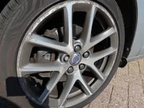 Volvo S60 thumbnail 21