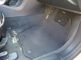 Volvo S60 thumbnail 6