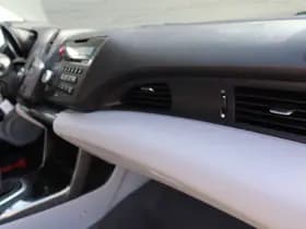 Honda CR-Z thumbnail 9