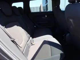 MINI Clubman thumbnail 9